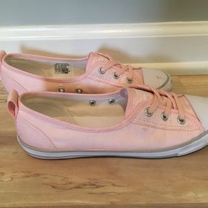 Converse pink size 6.5